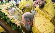 Фоторепортаж божественной литургии на престольный праздник в храме святителя Николая Японского