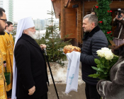 Патриарший Экзарх совершил Литургию в храме в честь святителя Николая Японского города Минска (фото 5)